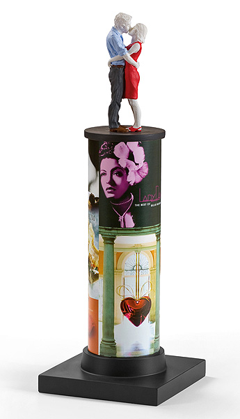  Säulenheilige • Paar/Kuss 